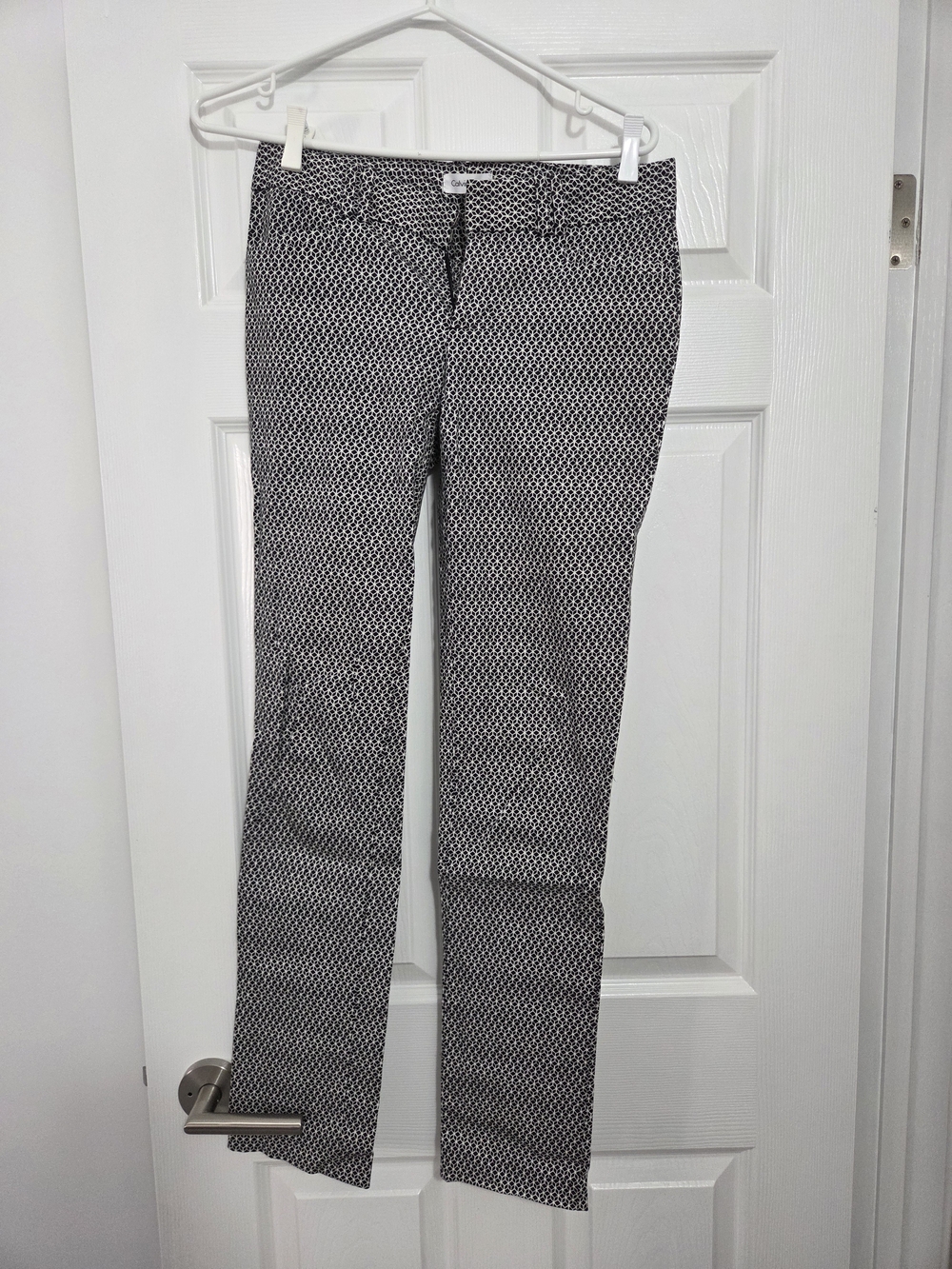 Calvin Klein Women's Printed Slim Trousers - Black & White